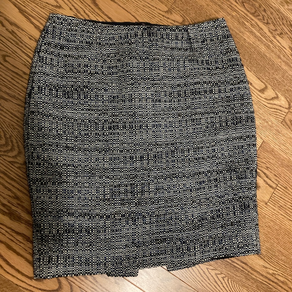 LK Bennett tweed pencil skirt, size 6